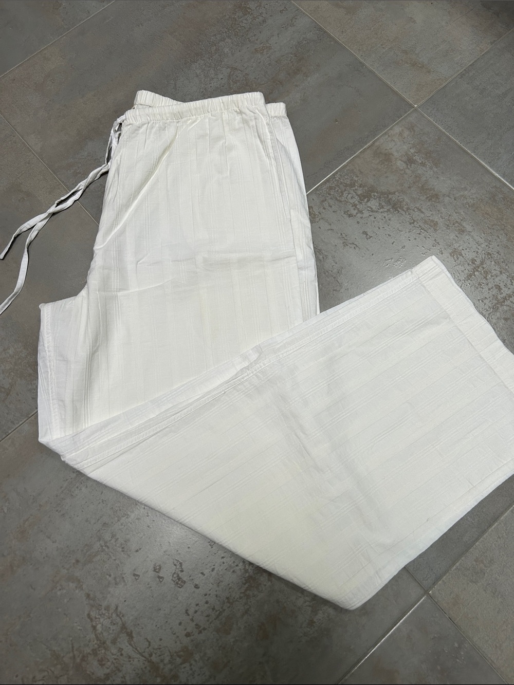 NWOT LUCKY BRAND Woman’s White Wide Leg Drawstring Pants